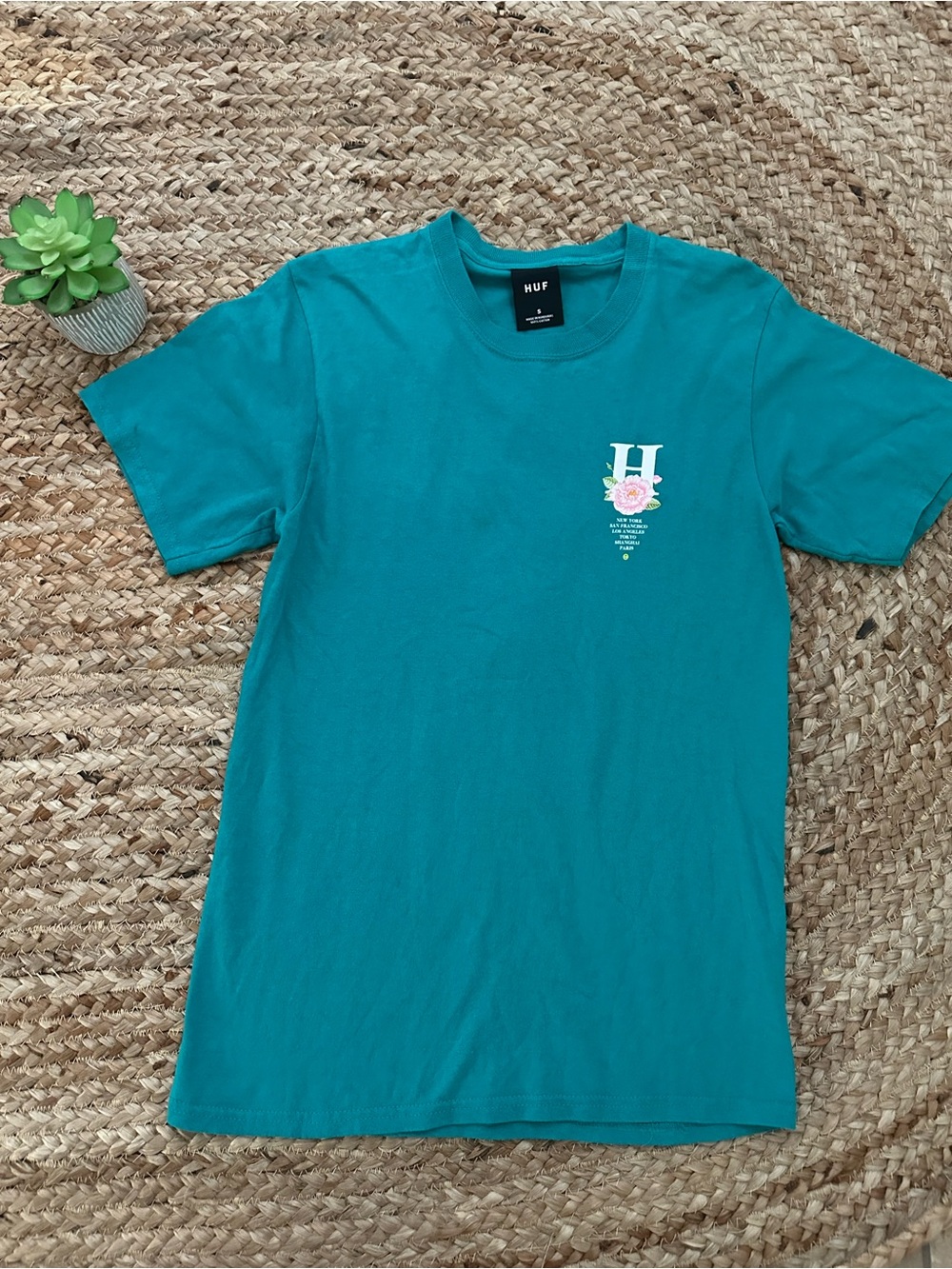 HUF FLORAL GRAPHIC TEE